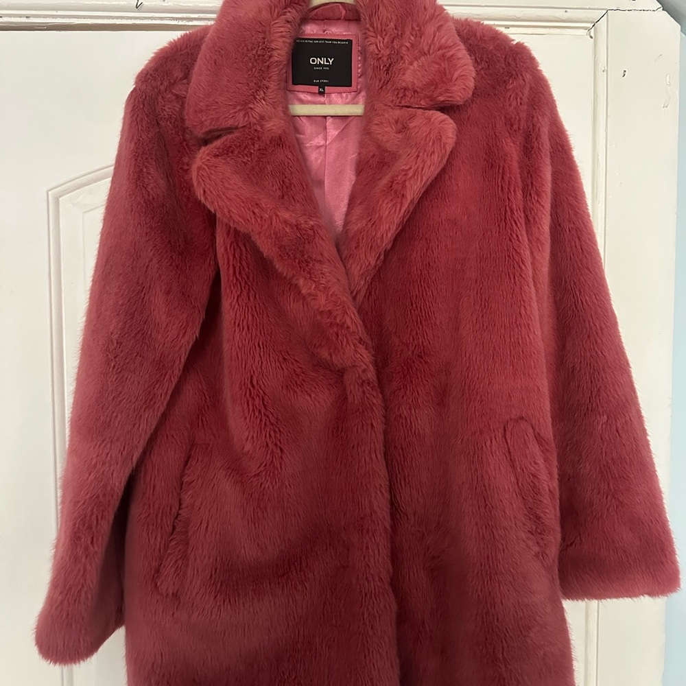 ONLY Women's Plush Rose Teddy Jacket